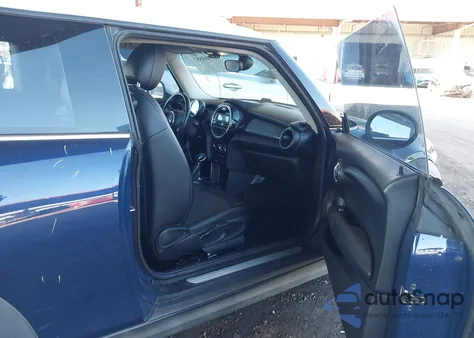 2015 Mini Hardtop Cooper z USA, uszkodzony, nr VIN WMWXM5C55FT937941